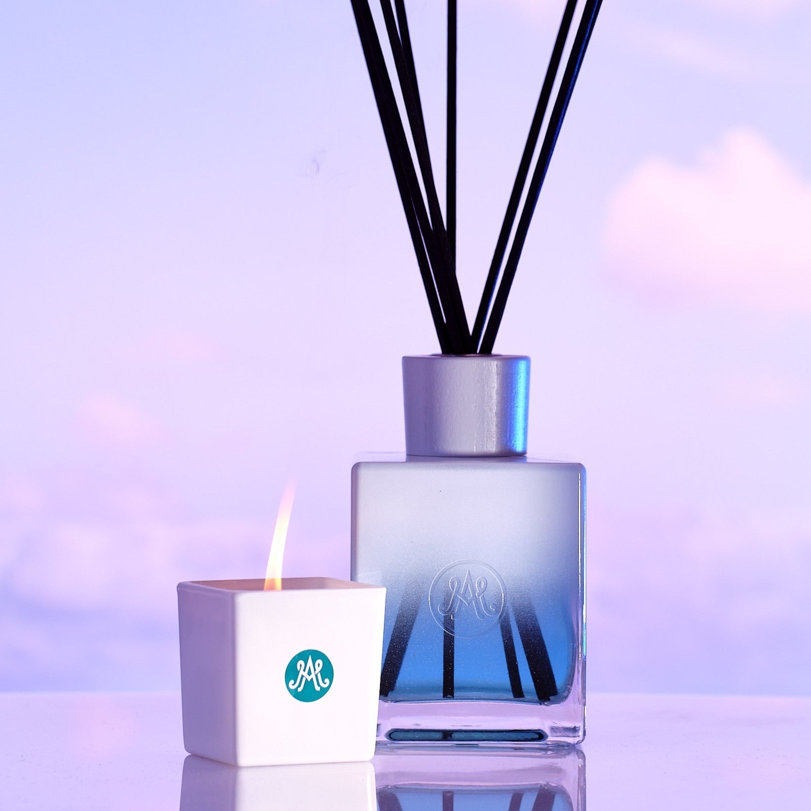 VI. FLOS FELICITAS Scented Candle 80g