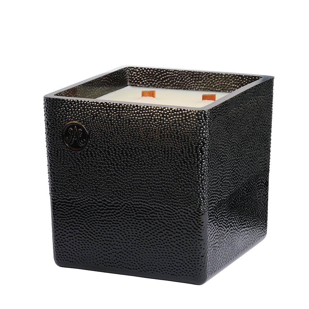 IV. FORTITUDO LIGNORUM - Scented Candle Refill 950g