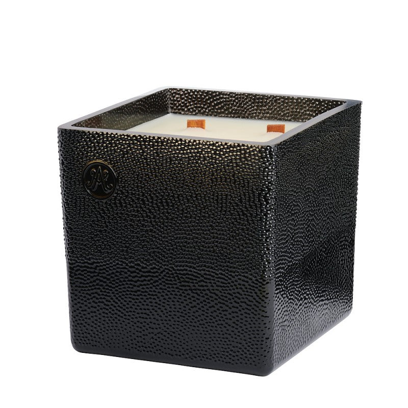 IV FORTITUDO LIGNORUM Scented candle 4 wicks 1.1 Kg