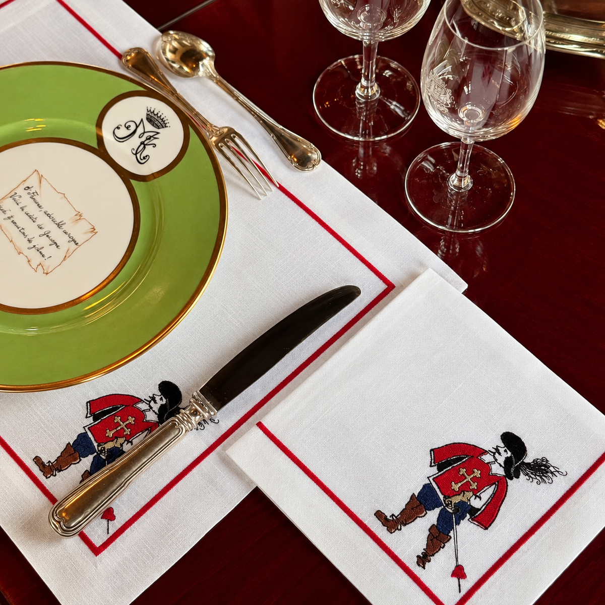 Ensemble 4 serviettes de table Collection Musketeer Rouge