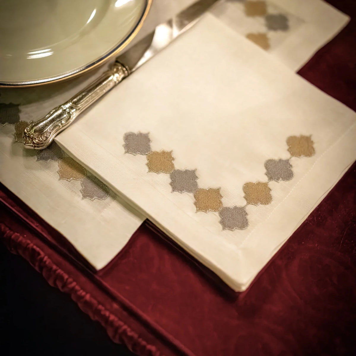 Ensemble 4 sets de table Collection Flush Royal Gold/Silver