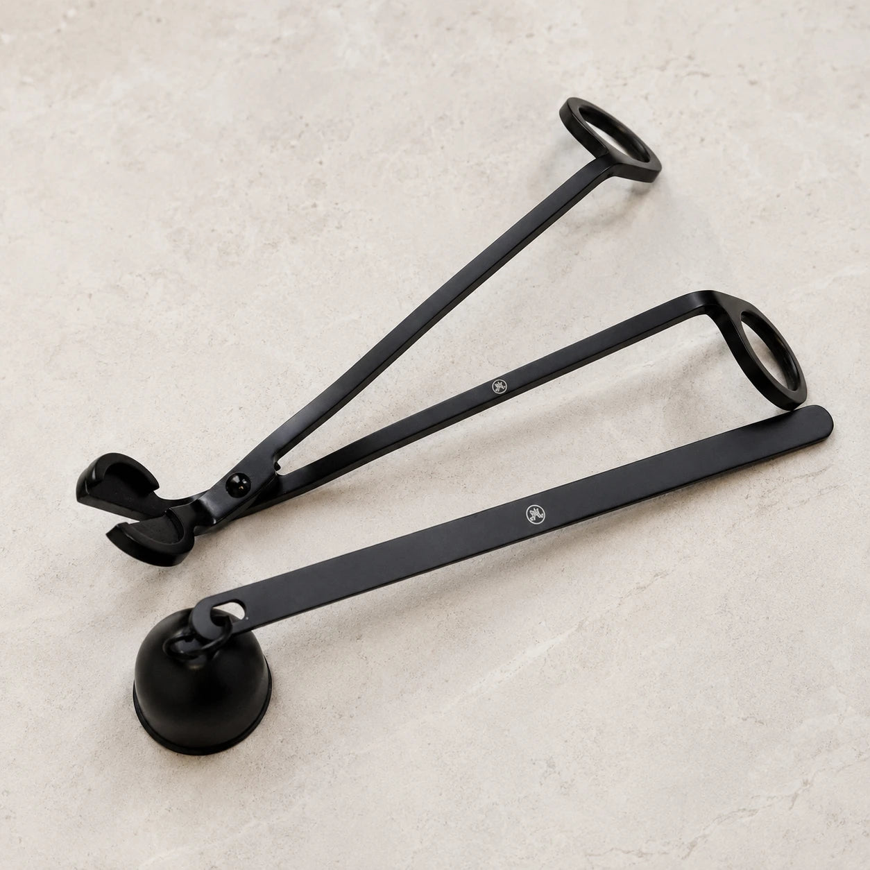 Snuffer and trimmer