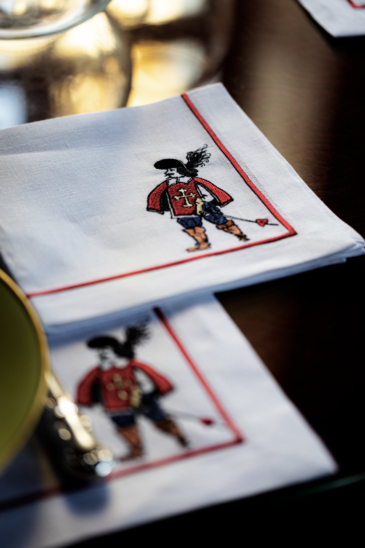 Ensemble 4 sets de Table Collection Musketeer Rouge