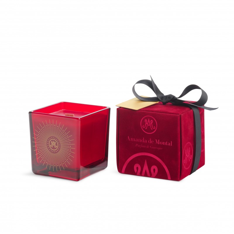 XI SPICY ROUGE- Scented Candle 220g